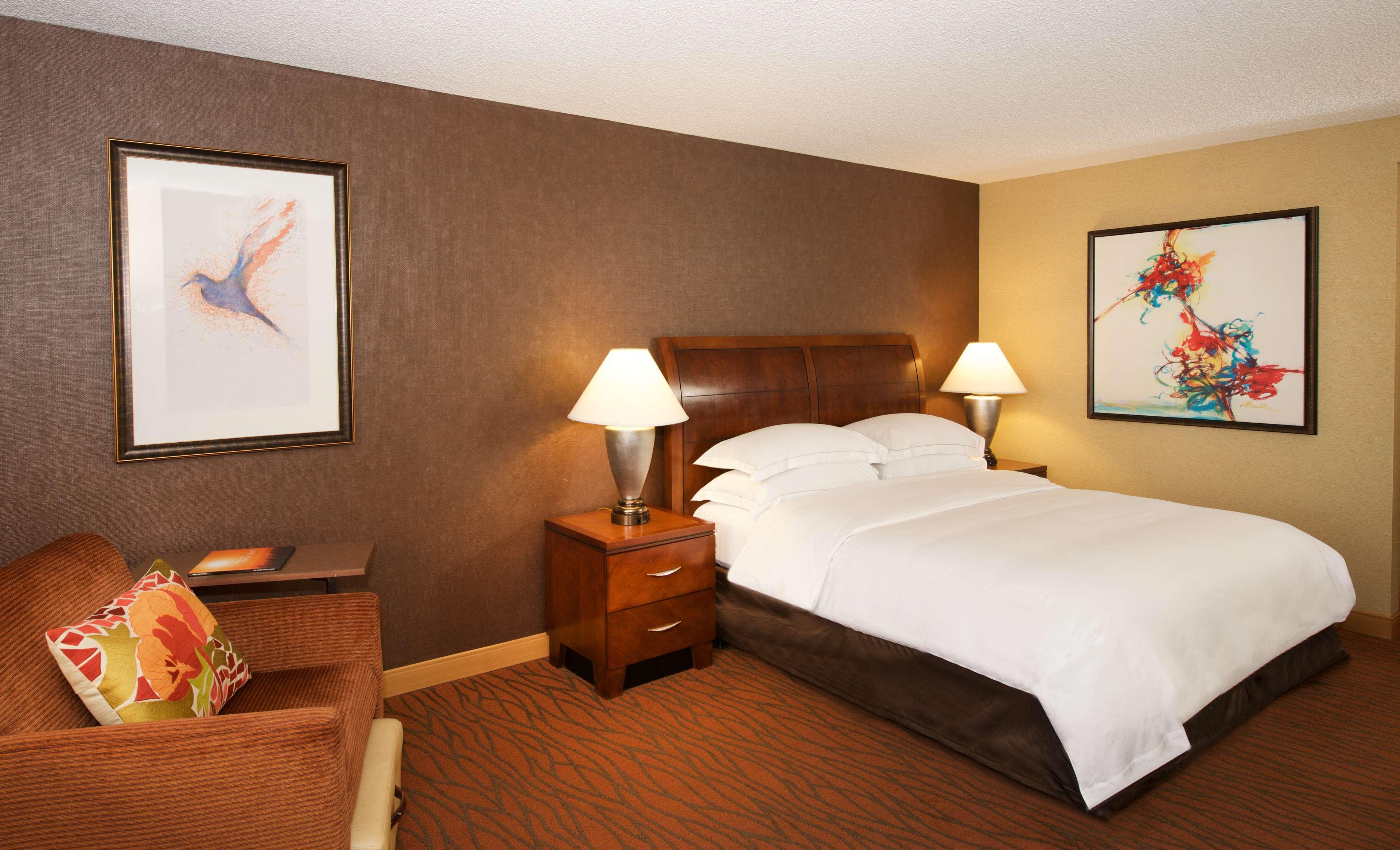 Hotel Hilton Orange County/Costa Mesa Esterno foto