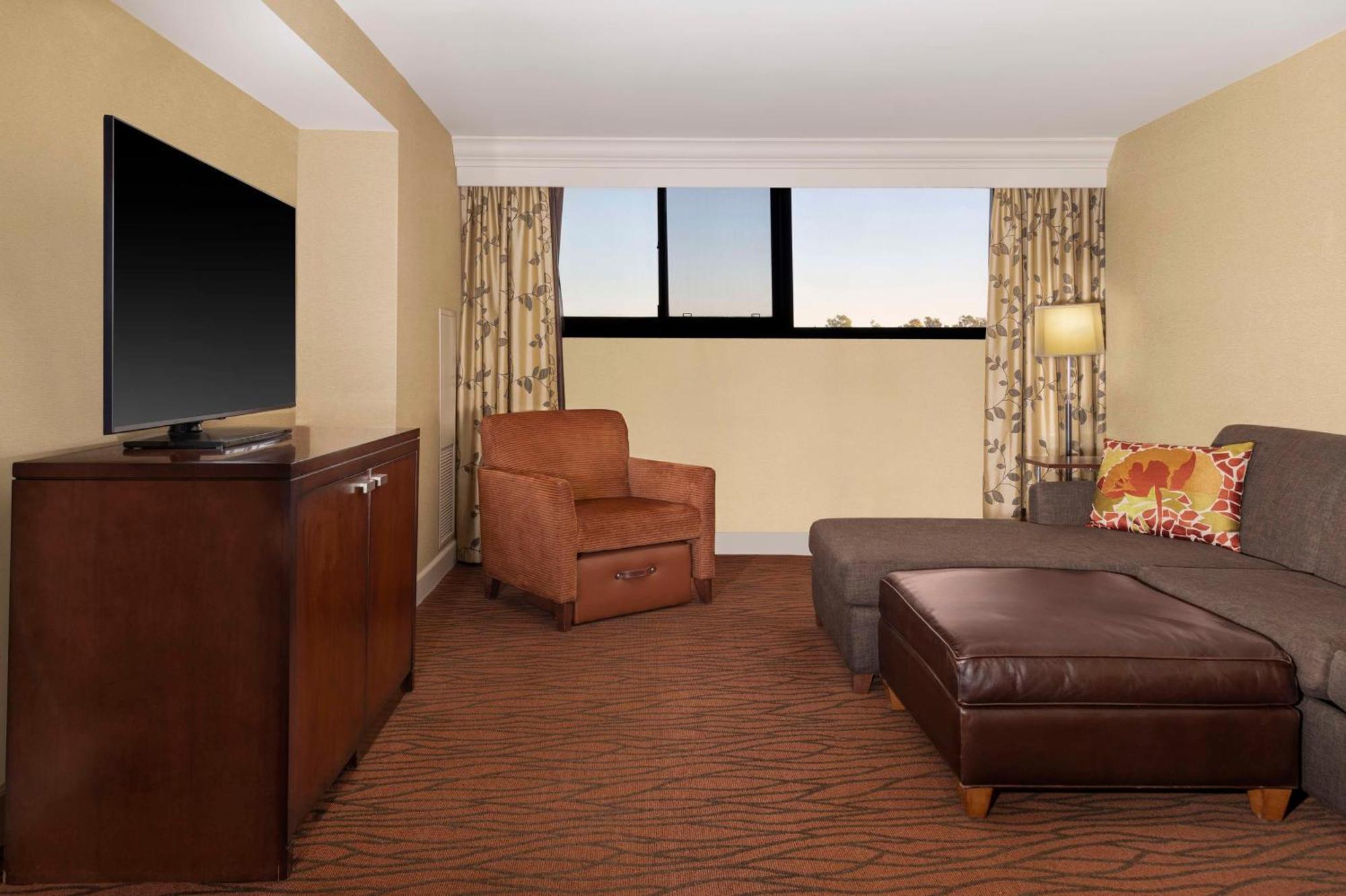 Hotel Hilton Orange County/Costa Mesa Esterno foto